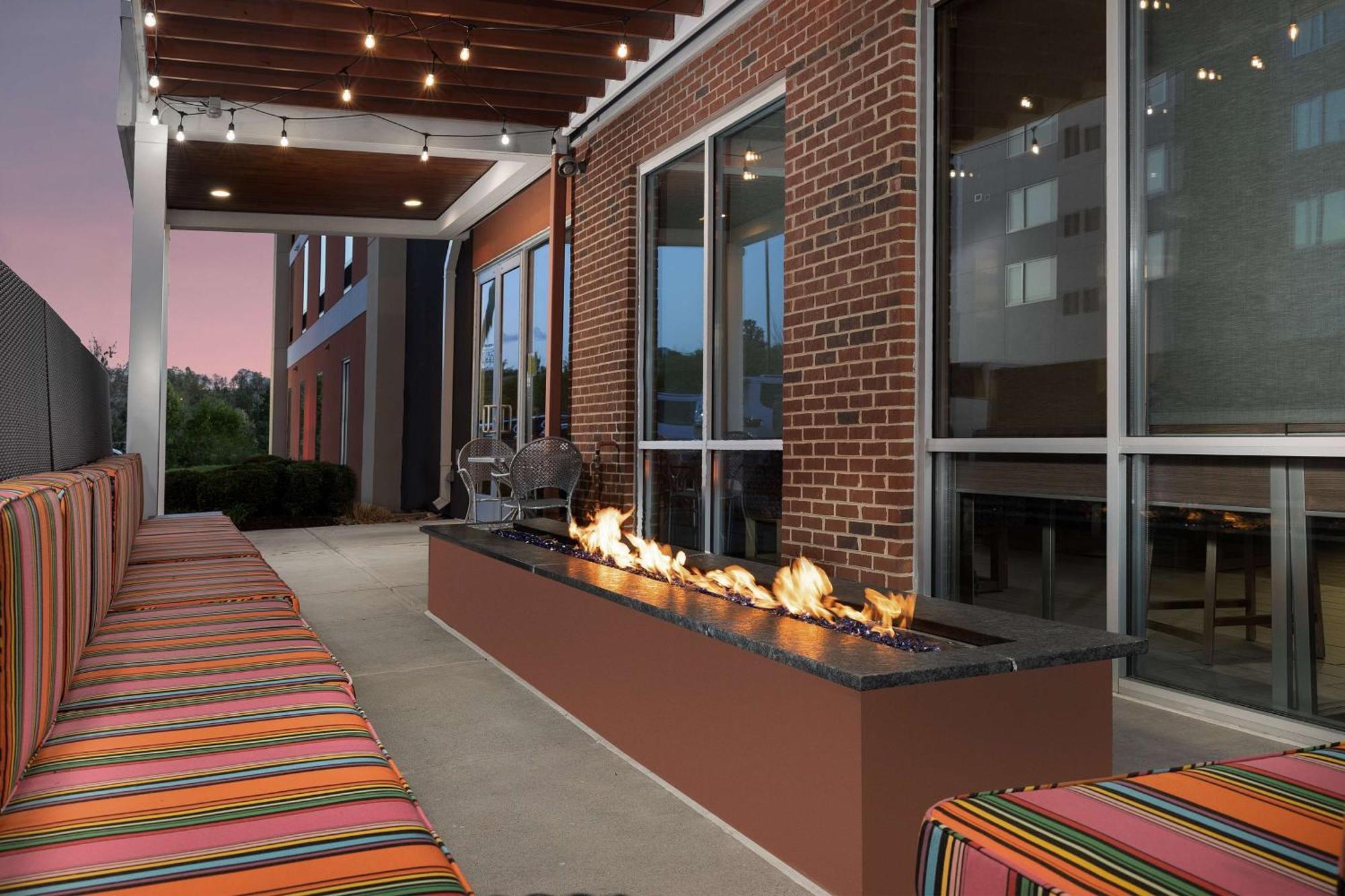 Home2 Suites By Hilton Knoxville West מראה חיצוני תמונה